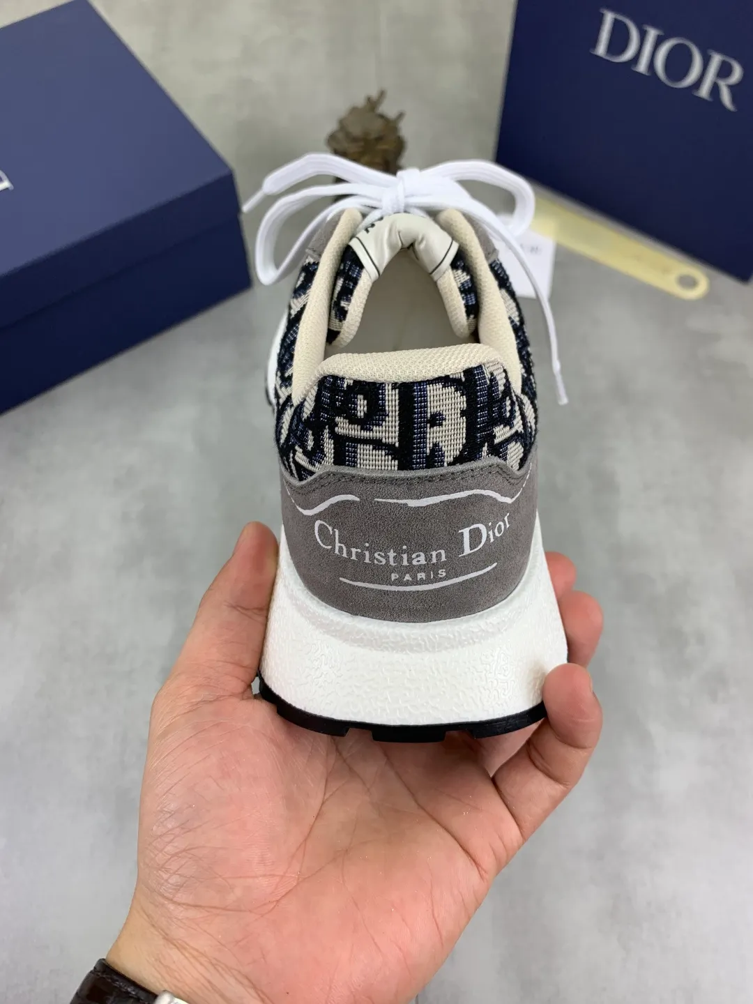 Men's Men's Shoes💰P440💰[New Style]🆘[Dior] 2025 Dior Original Lace-up Low-top Men's Shoes Classic casual shoes 🔥This model is the official classic model, with high quality and made by famous original designers. It is made of high-quality cowhide with original materials➕comfortable and breathable mesh lining➕pigskin insole. The perfect last shape and generous and fashionable design have attracted many consumers and are suitable for drivers to drive🚗. What you want is the best quality in the market. Color: seven colors. Code number: 38--44 (45 46 customized)